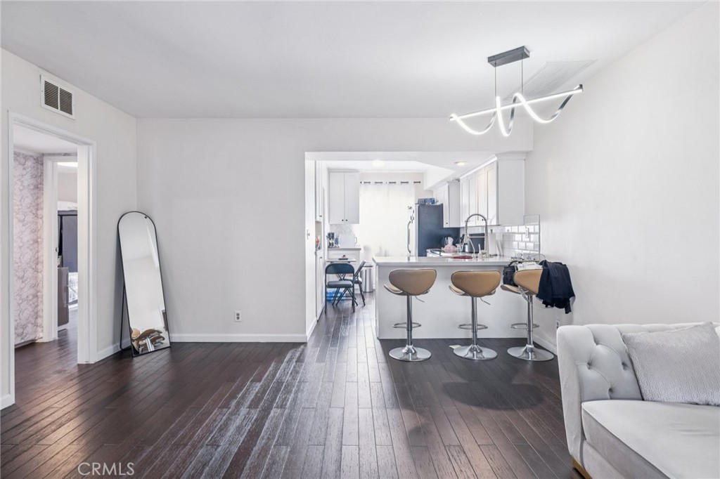 312 N Louise Street 210