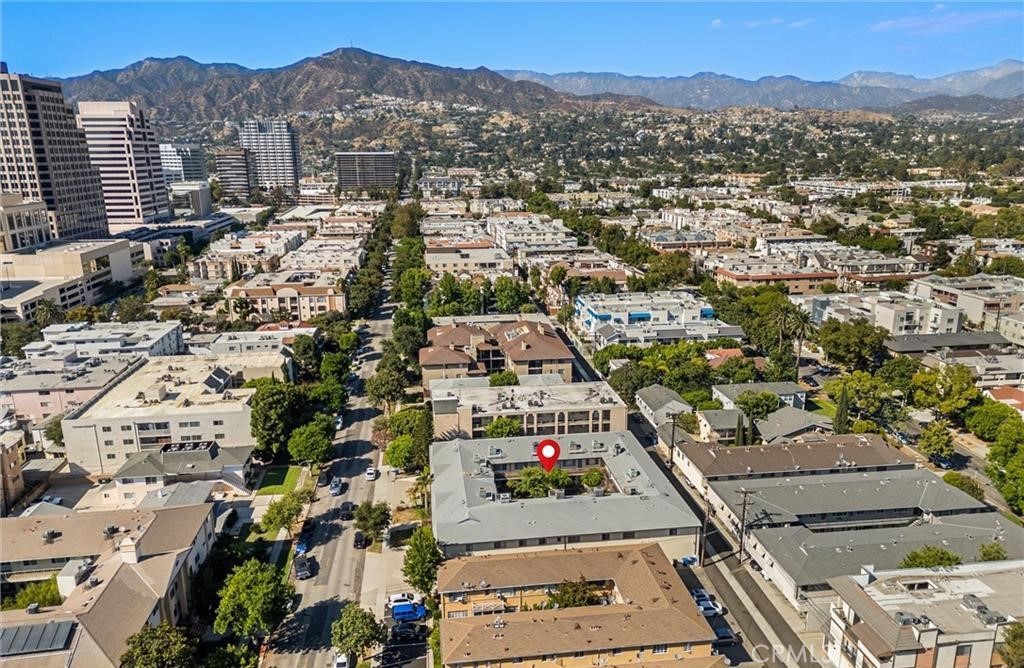 312 N Louise Street 210