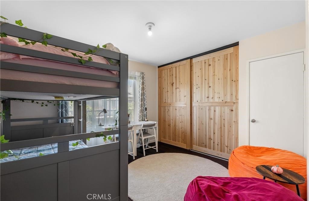 312 N Louise Street 210