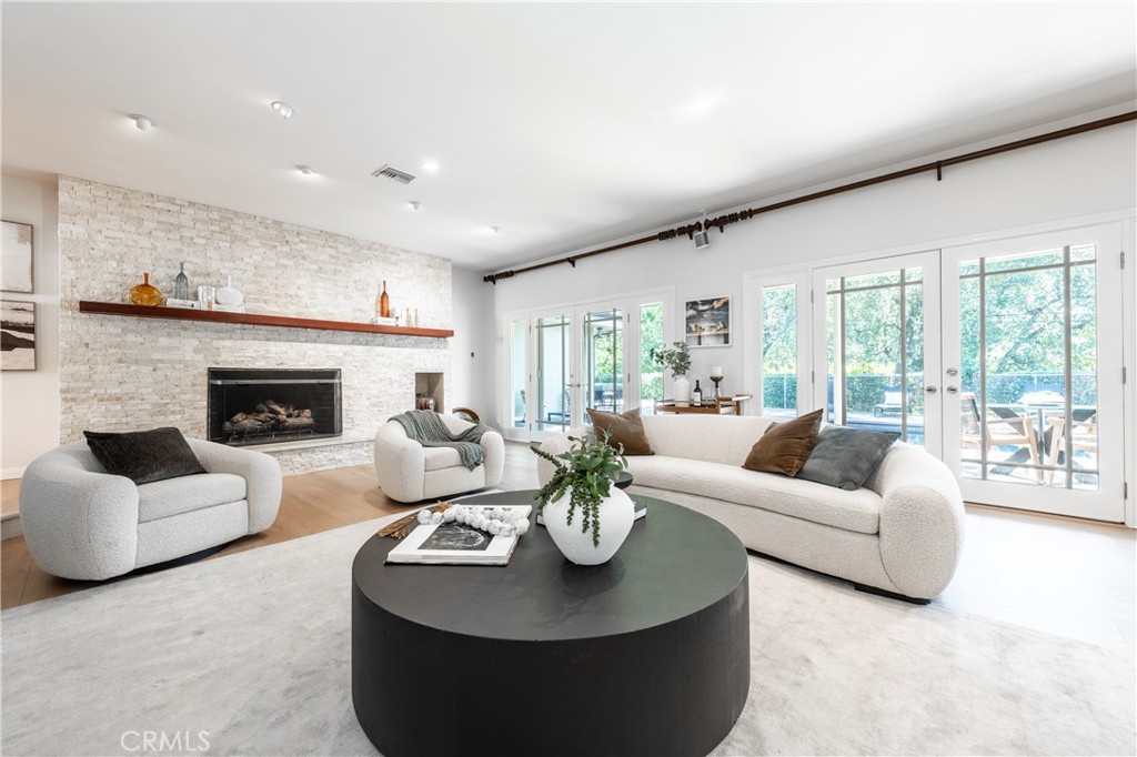 16314 Meadowridge Road