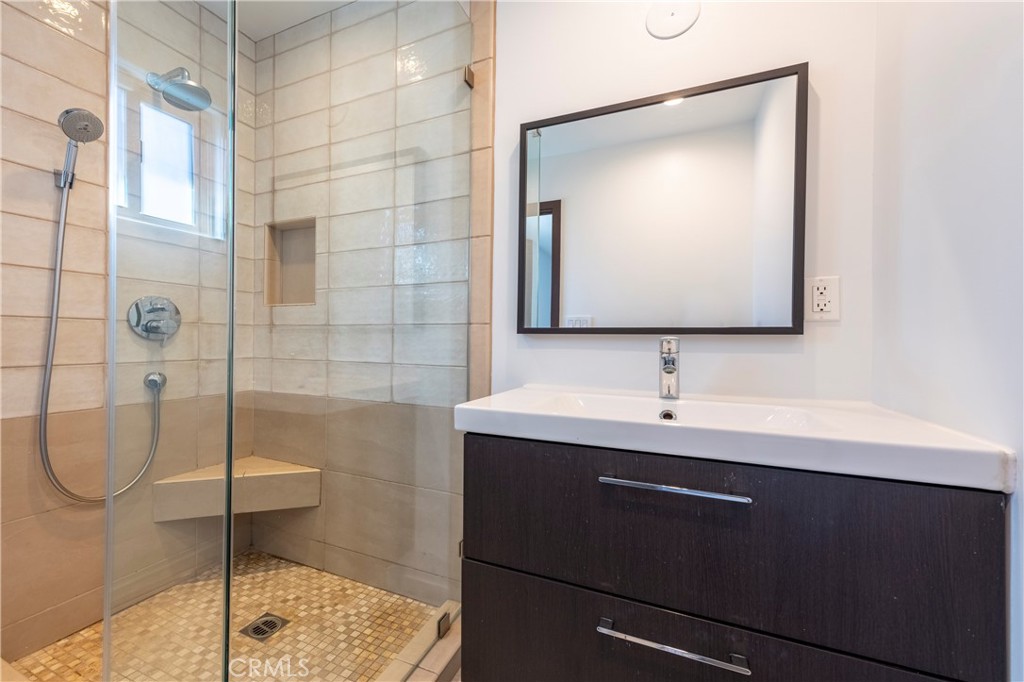 15053 Greenleaf Street