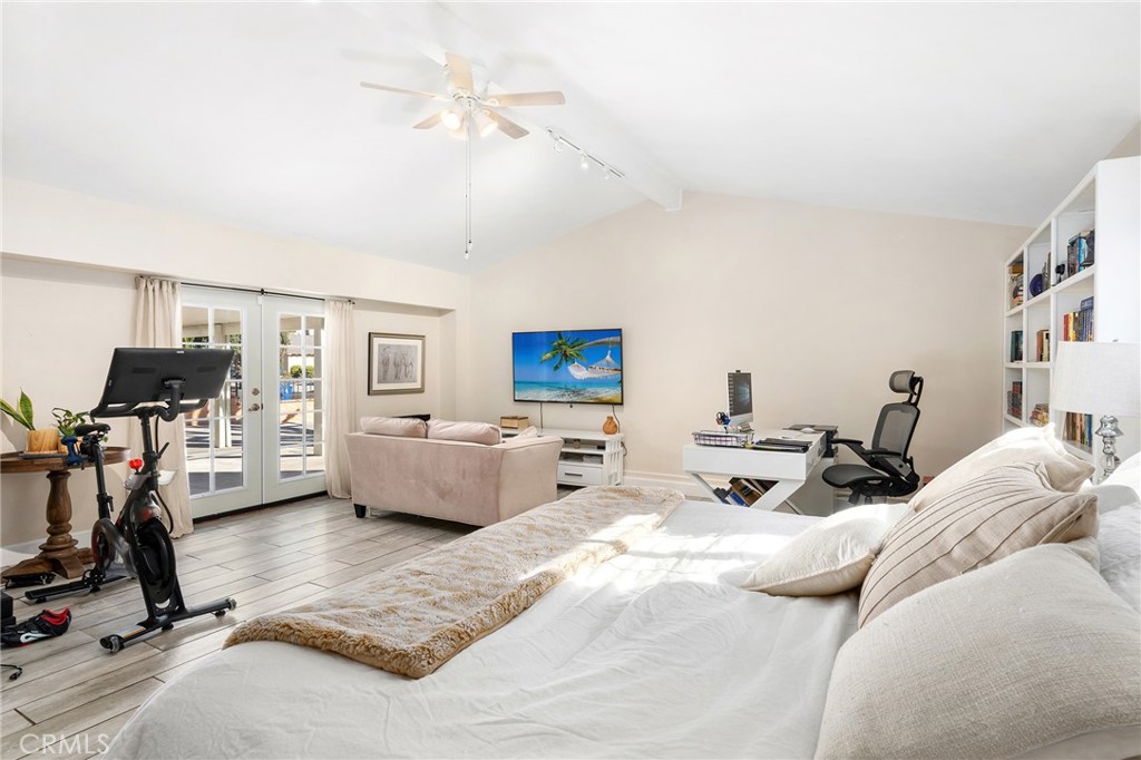 6609 Birchton Avenue