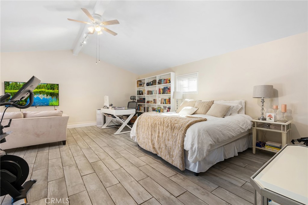 6609 Birchton Avenue