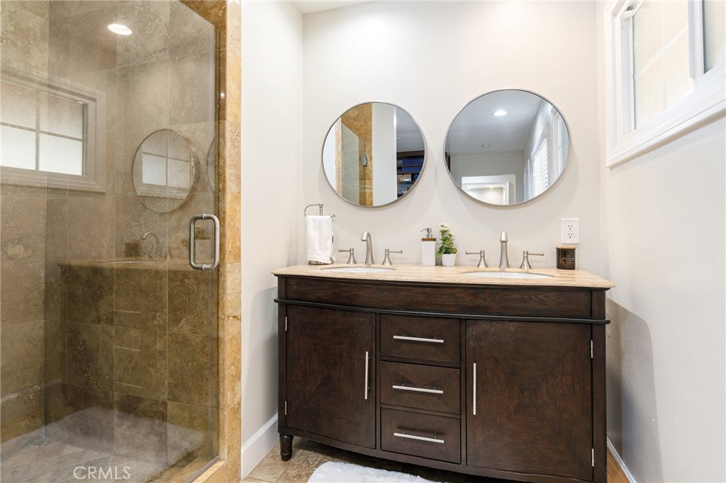 6609 Birchton Avenue