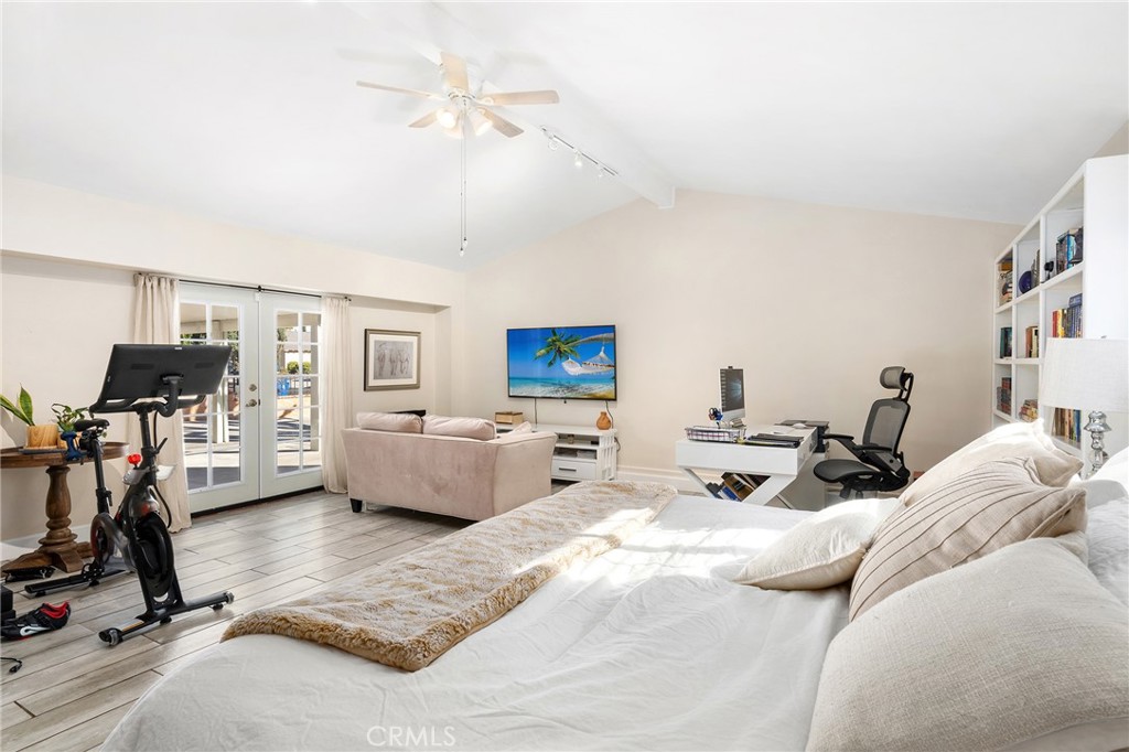 6609 Birchton Avenue