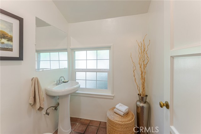 5701 Vista Del Monte