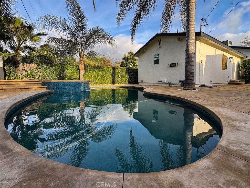 22539 Dolorosa Street