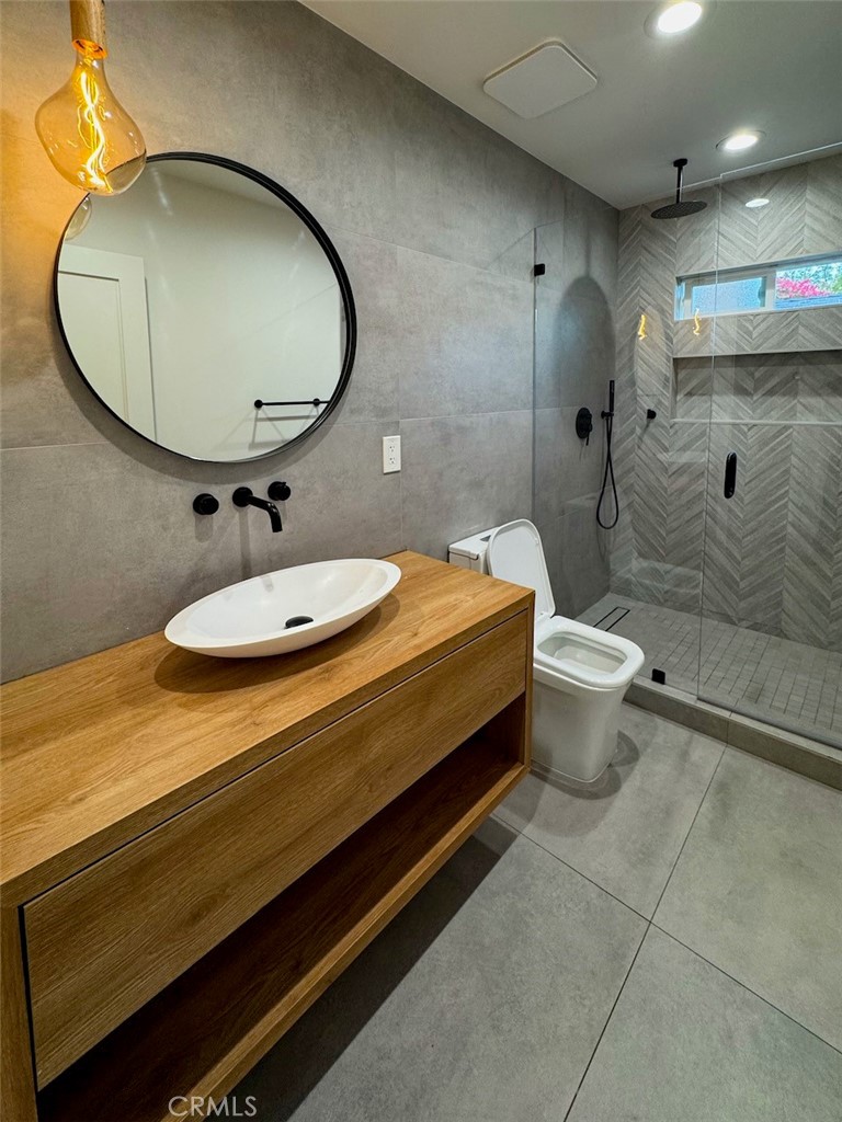 22539 Dolorosa Street