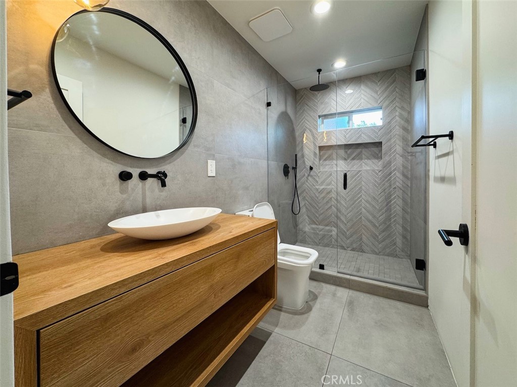 22539 Dolorosa Street