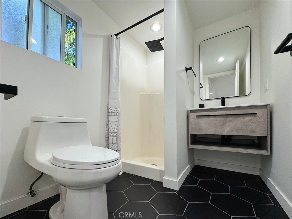 22539 Dolorosa Street