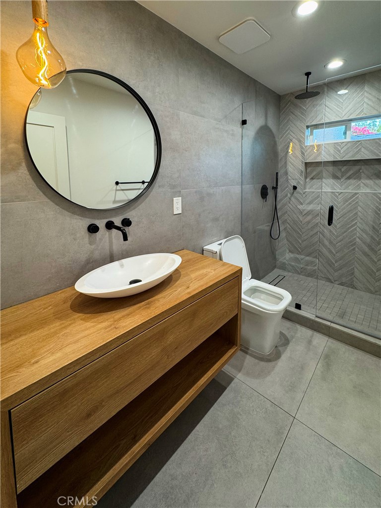 22539 Dolorosa Street