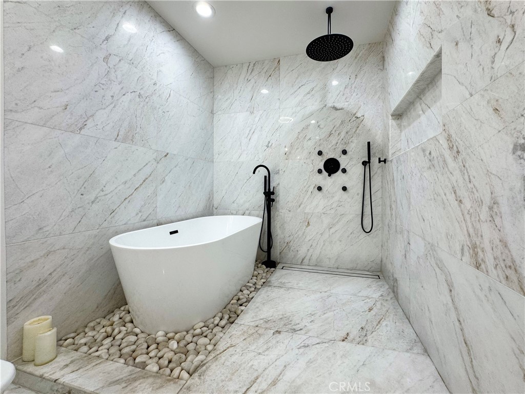 22539 Dolorosa Street