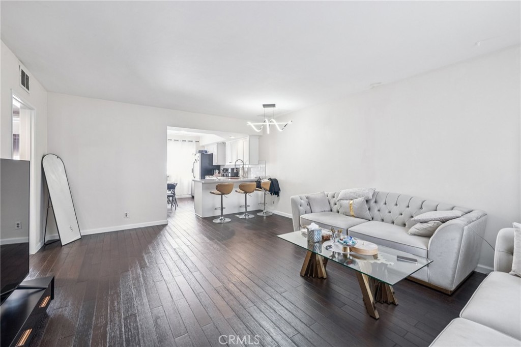 312 N Louise Street 210