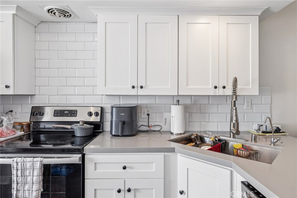 312 N Louise Street 210