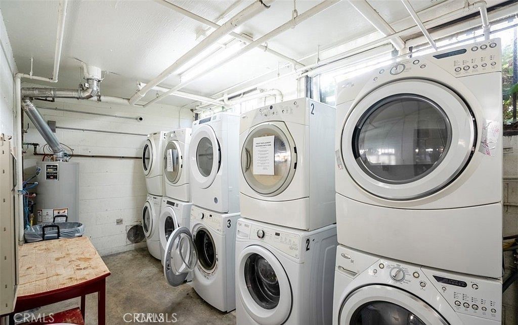 5224 Denny Avenue 209