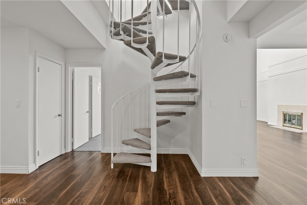 1880 Veteran Avenue PH 306