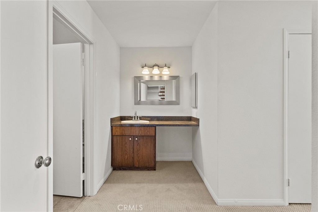 1880 Veteran Avenue PH 306