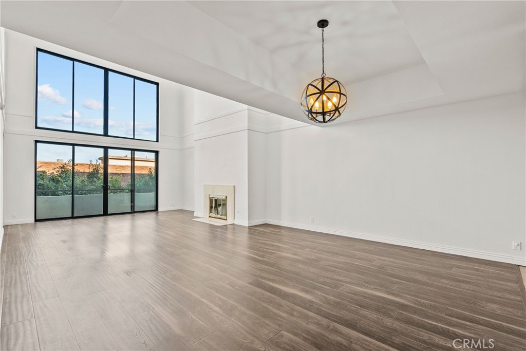 1880 Veteran Avenue PH 306