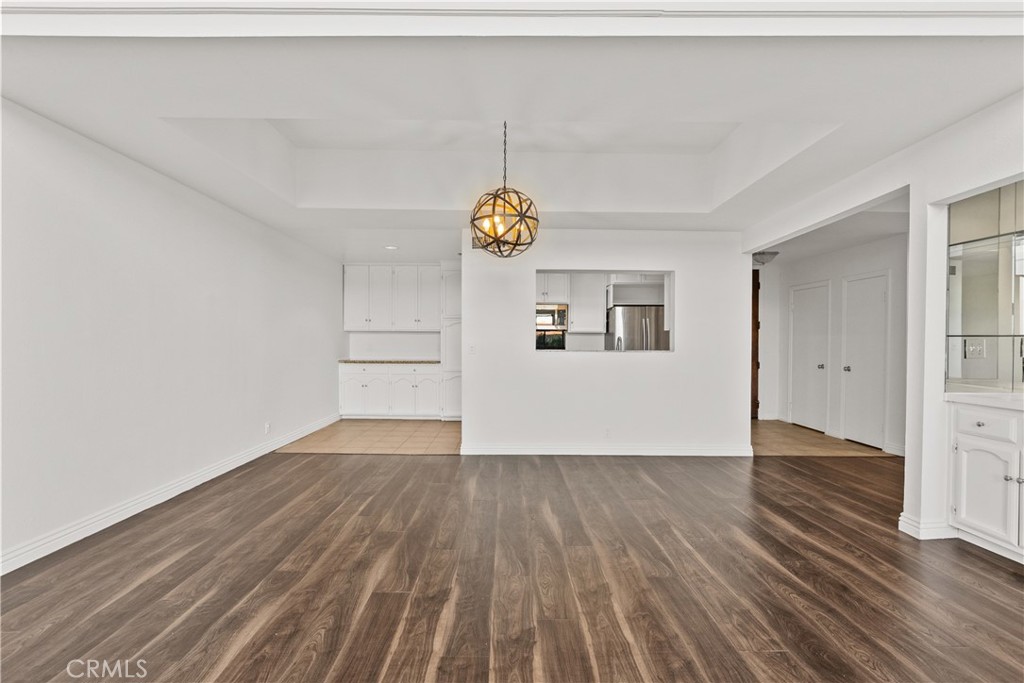 1880 Veteran Avenue PH 306