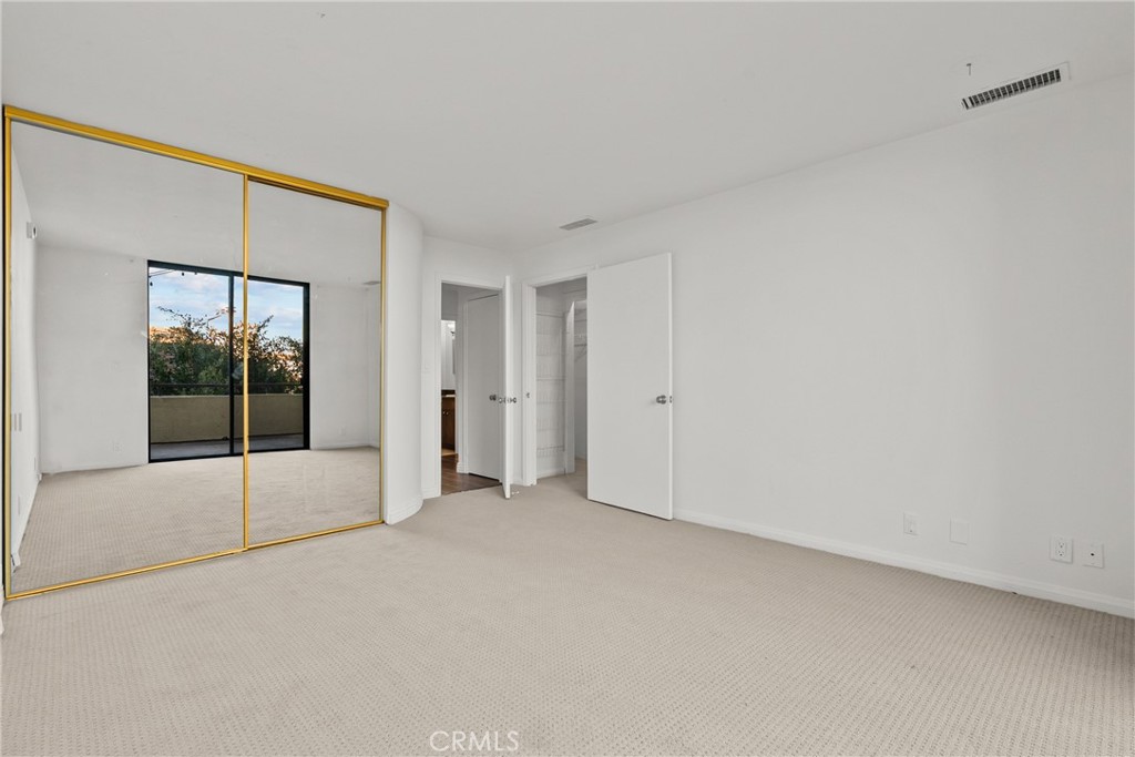 1880 Veteran Avenue PH 306