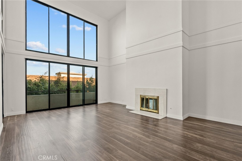 1880 Veteran Avenue PH 306