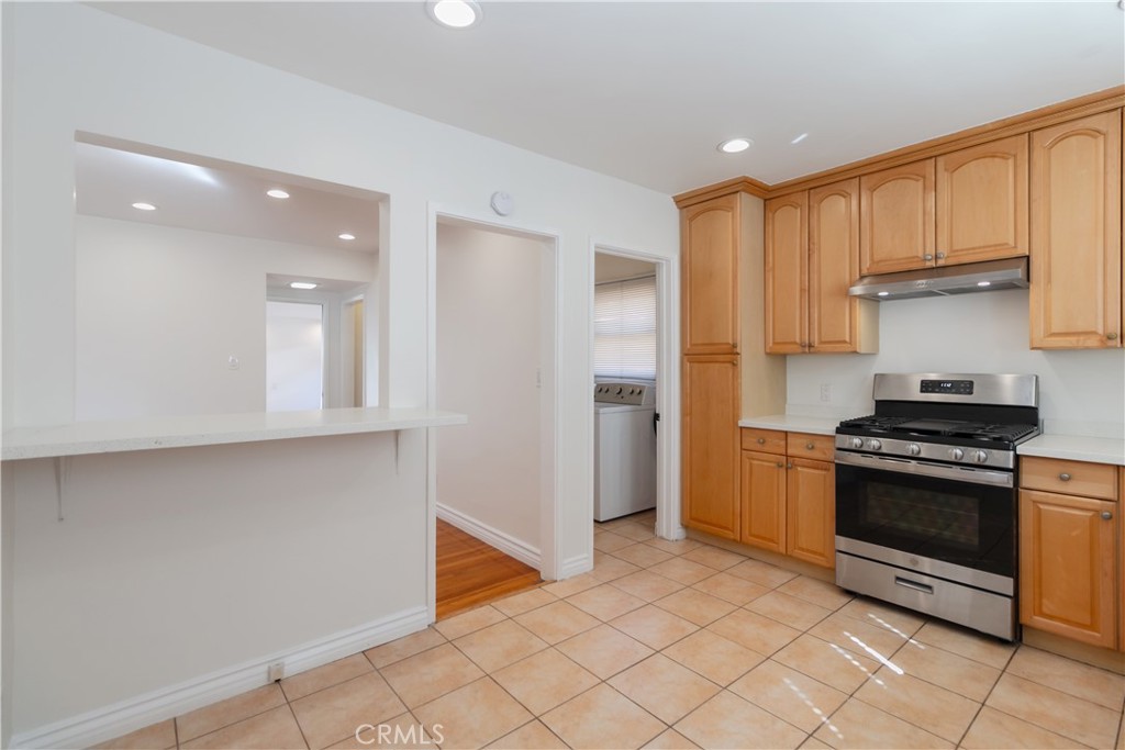 6045 Teesdale Avenue