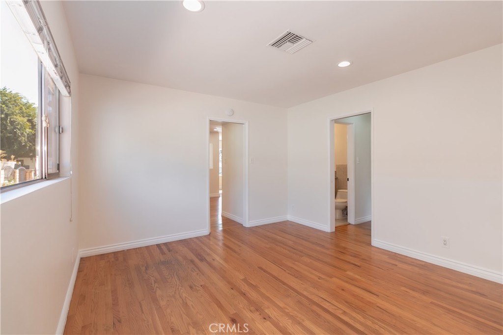 6045 Teesdale Avenue