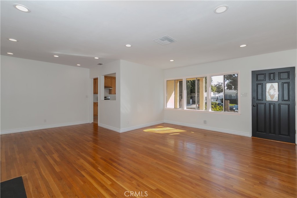 6045 Teesdale Avenue