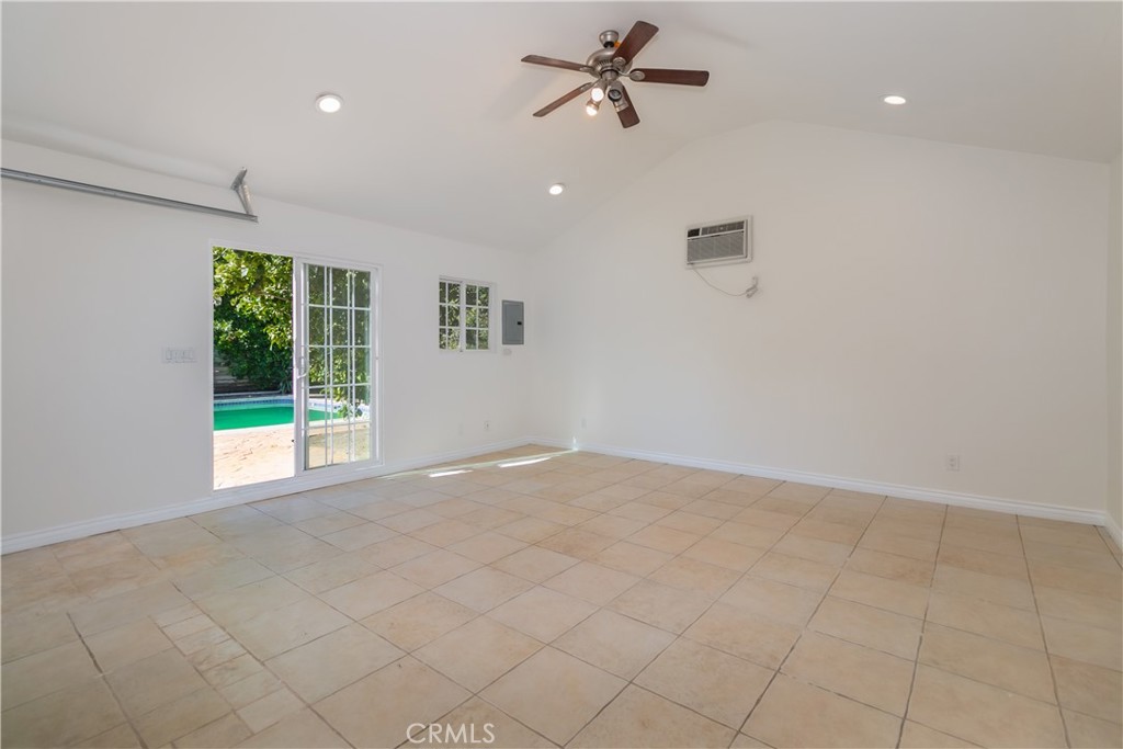 6045 Teesdale Avenue