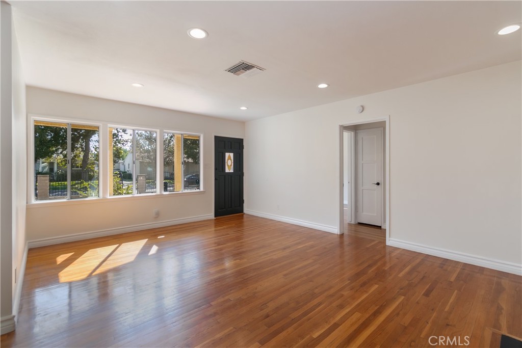 6045 Teesdale Avenue