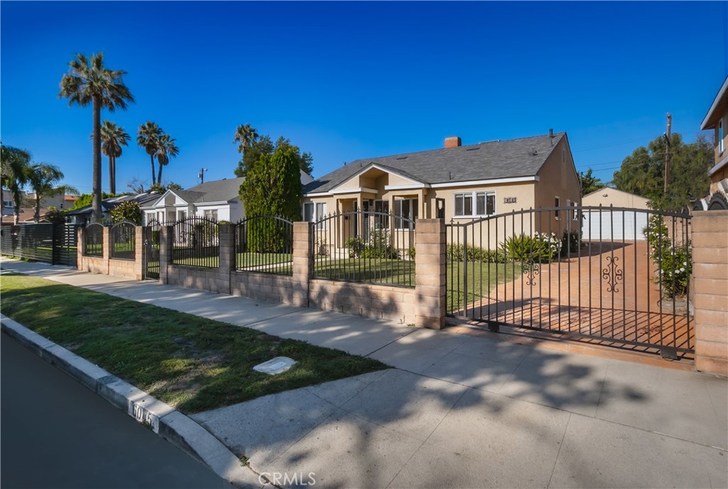 6045 Teesdale Avenue