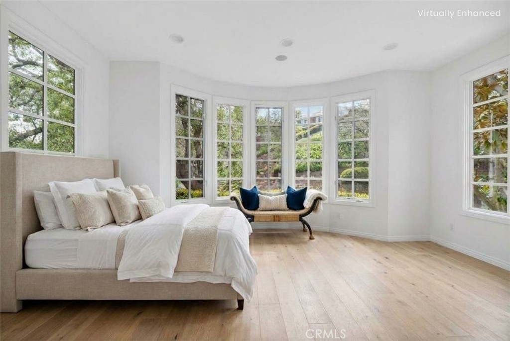 2443 Swanfield Court