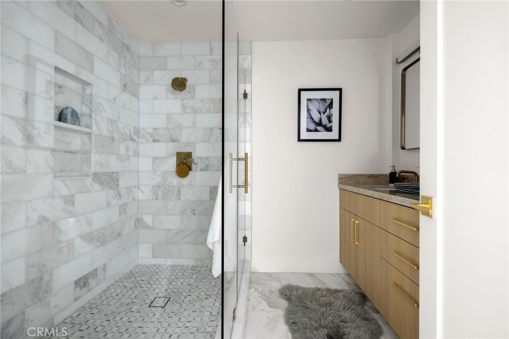 5100 Orrville Avenue