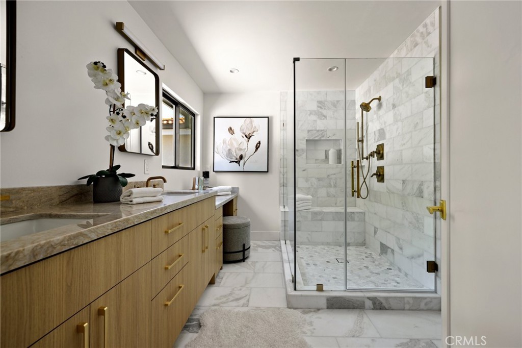 5100 Orrville Avenue