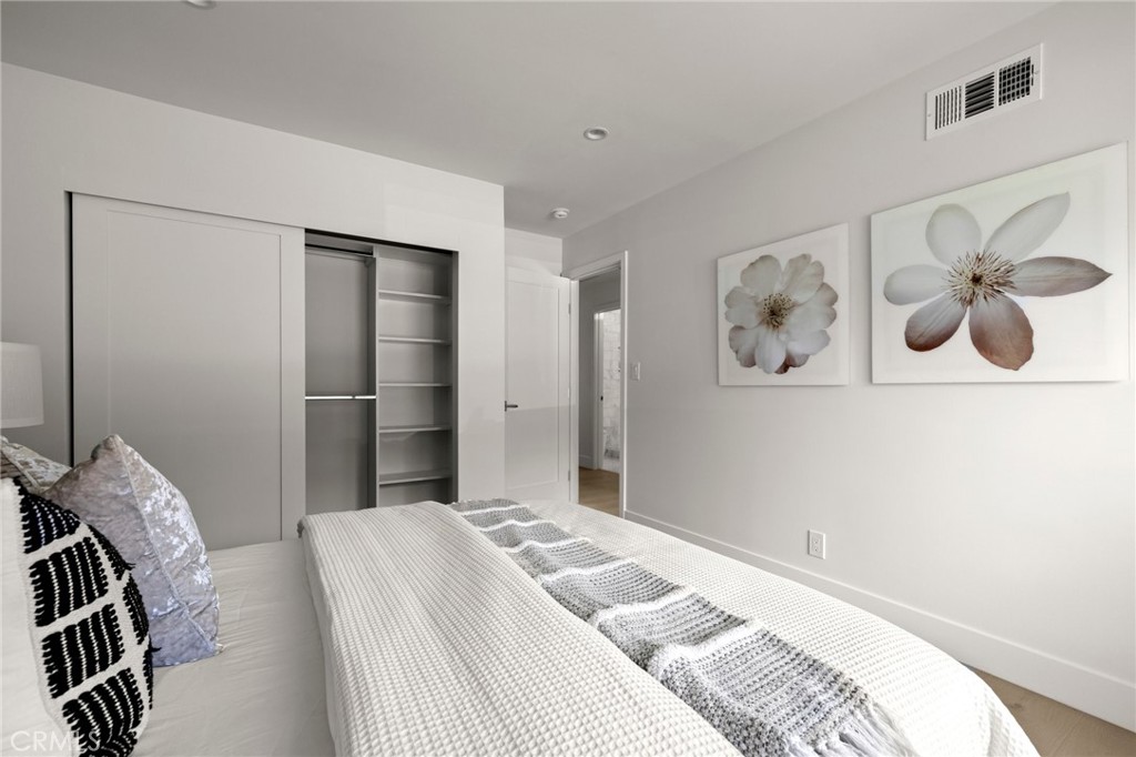 5100 Orrville Avenue