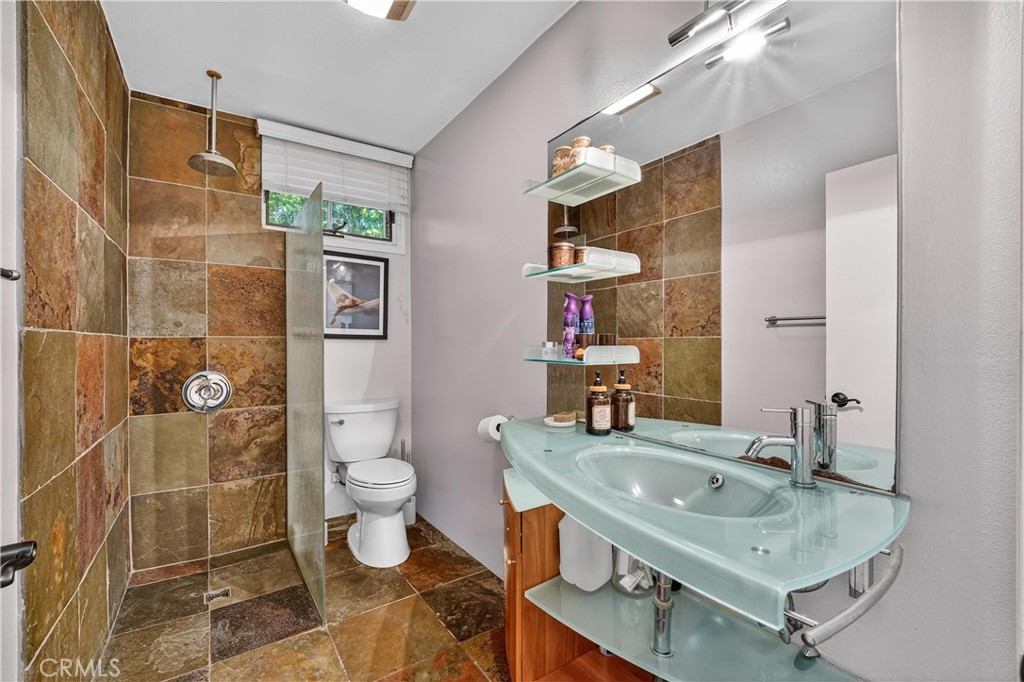 23039 Park Privado