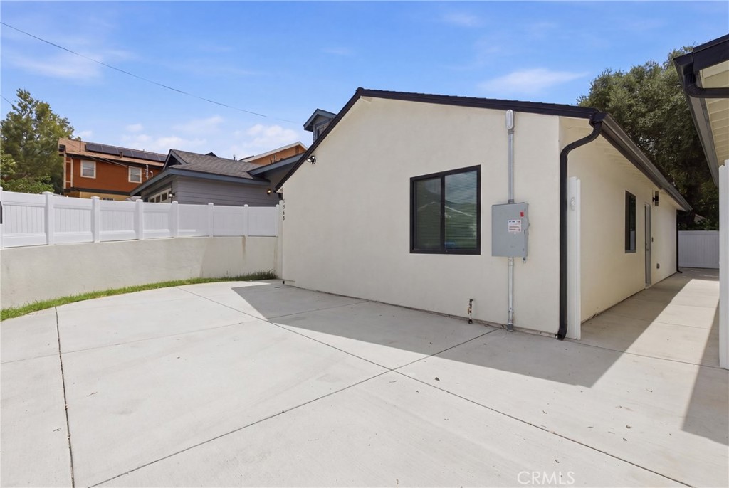 10012 Plainview Avenue