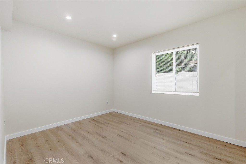 10012 Plainview Avenue