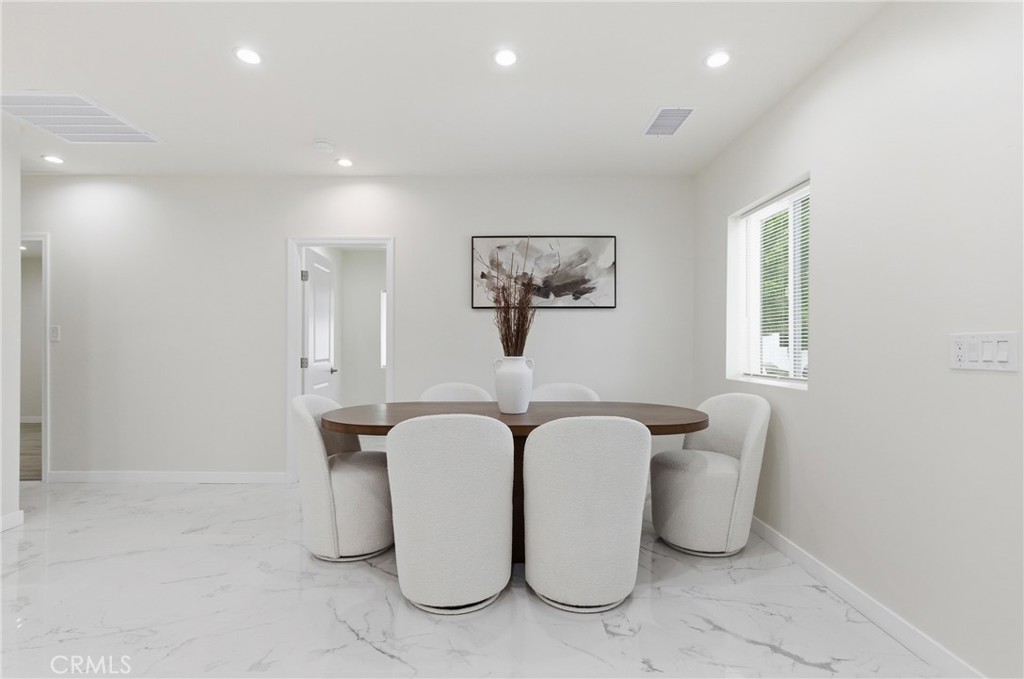 10012 Plainview Avenue