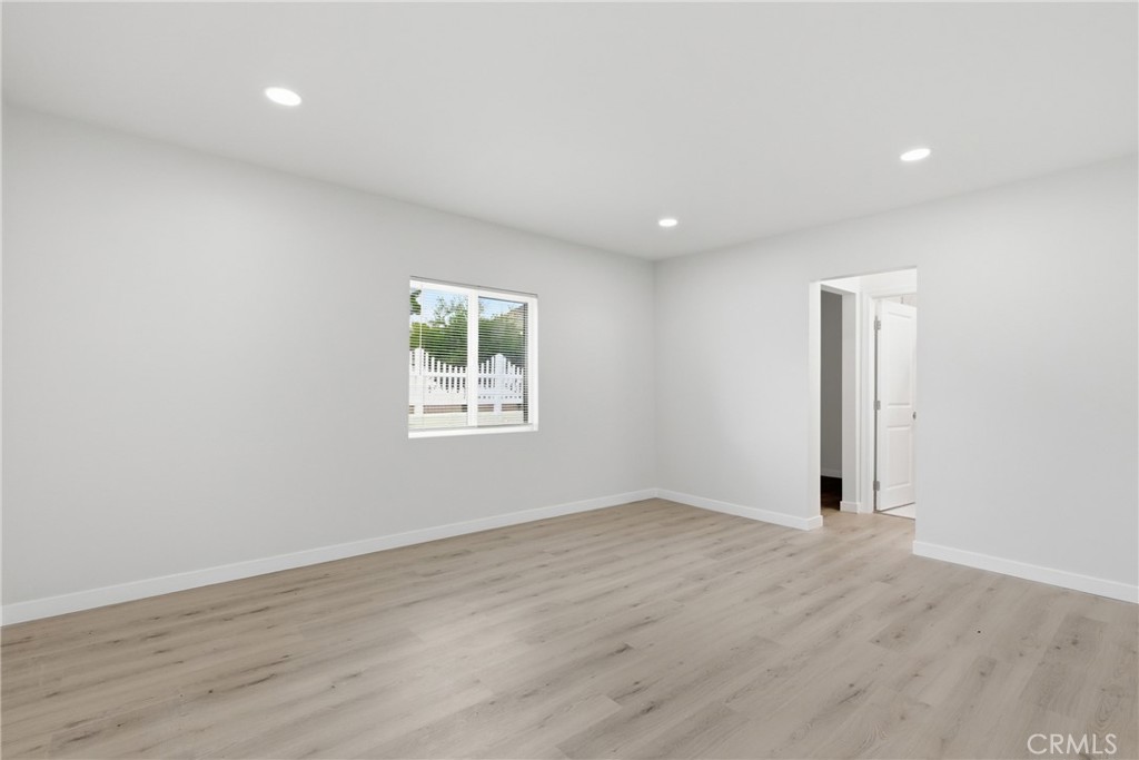 10012 Plainview Avenue