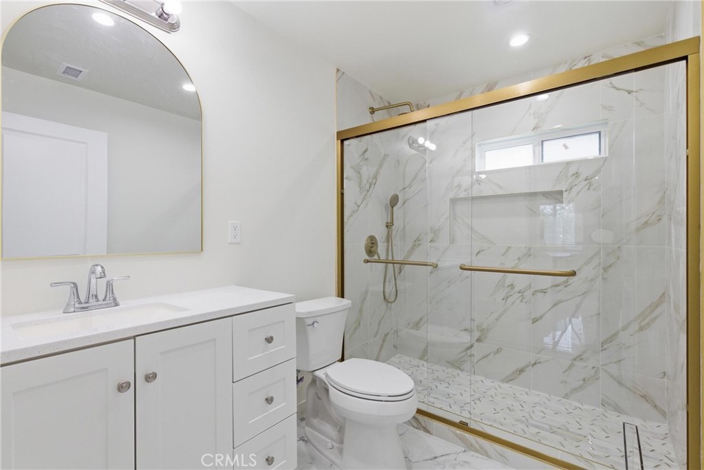 10012 Plainview Avenue