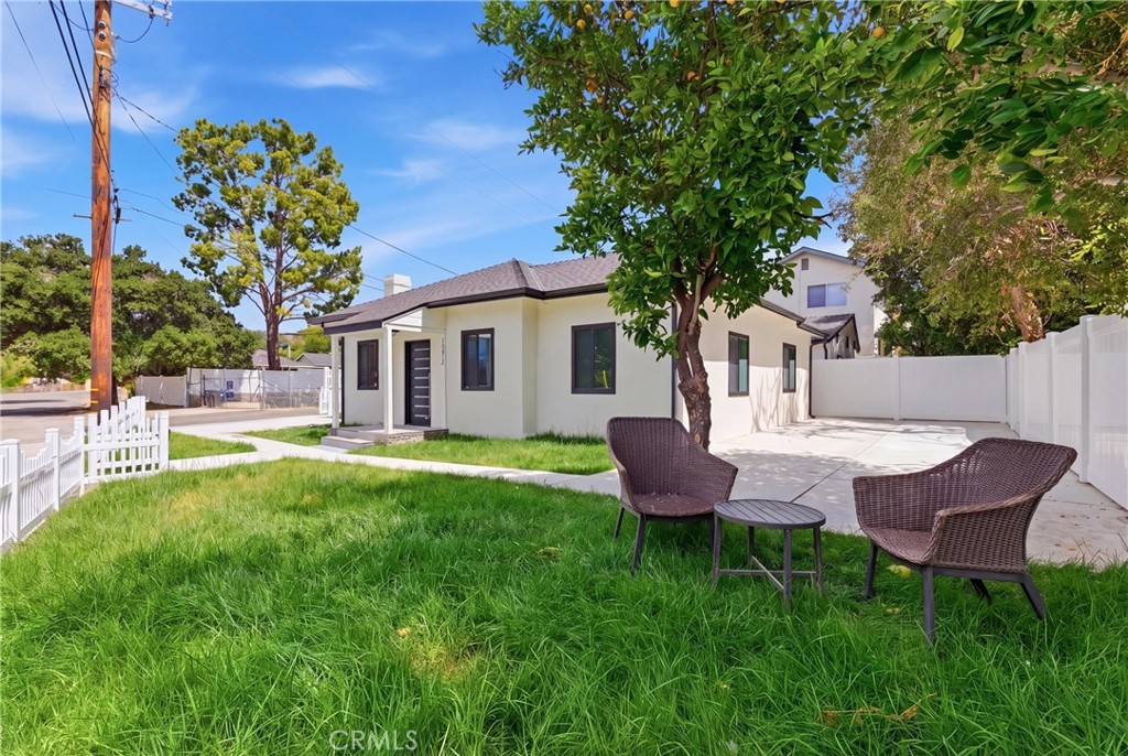 10012 Plainview Avenue