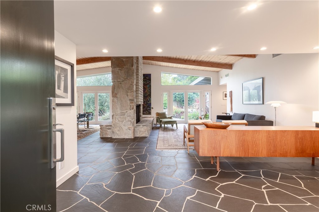 4135 Meadowridge Place