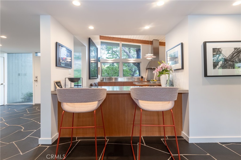 4135 Meadowridge Place