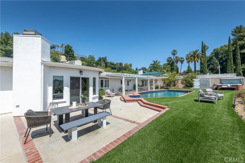 3666 Sapphire Drive