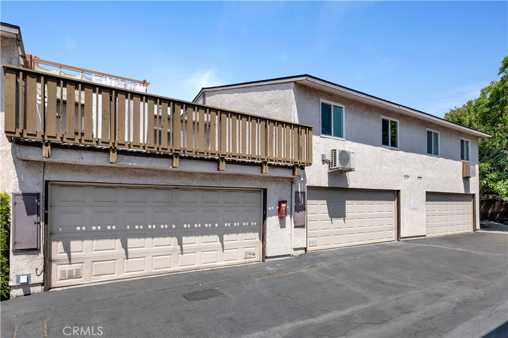 801 E Acacia Avenue F