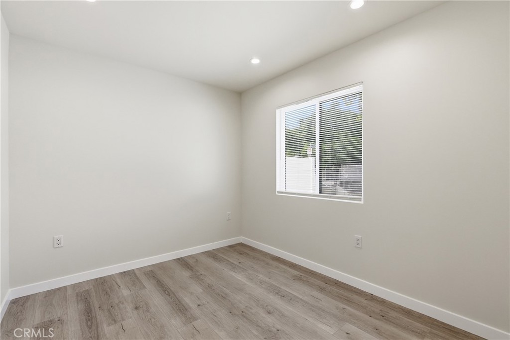 10012 Plainview Avenue