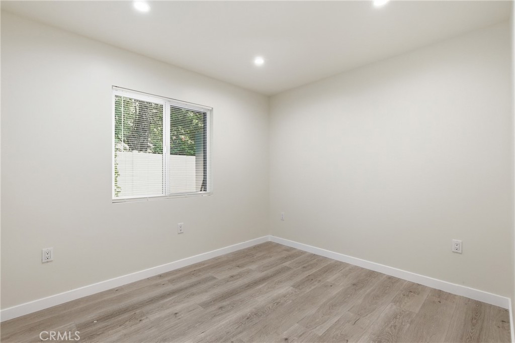 10012 Plainview Avenue