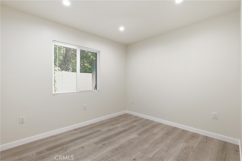 10012 Plainview Avenue