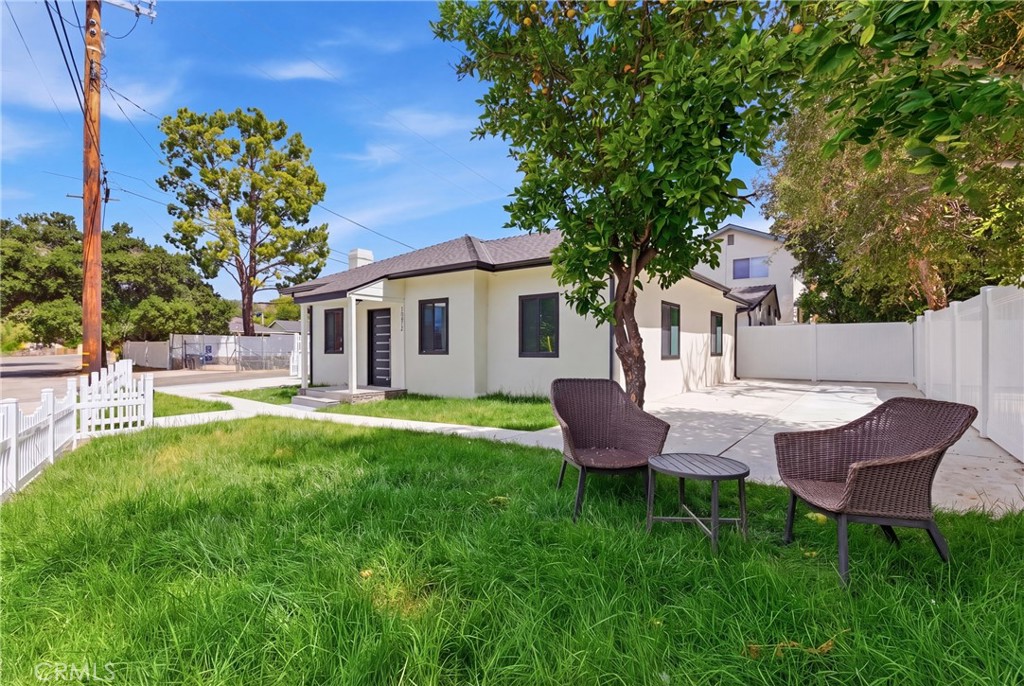 10012 Plainview Avenue